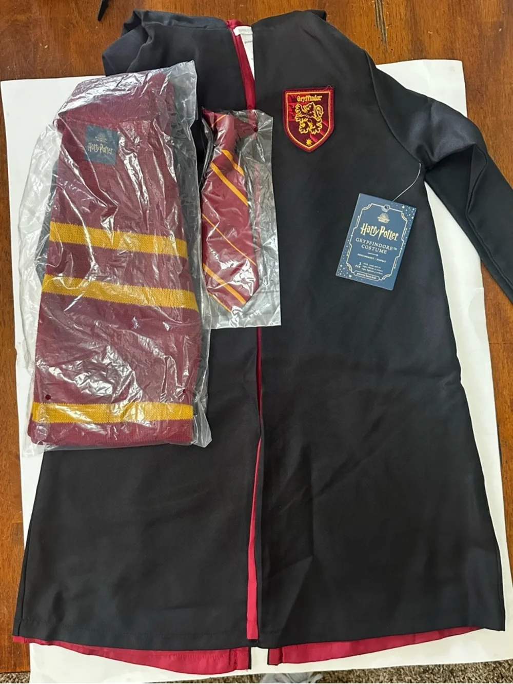 Pottery Barn Kids Harry Potter Gryffindor Costume - Picture 8 of 10